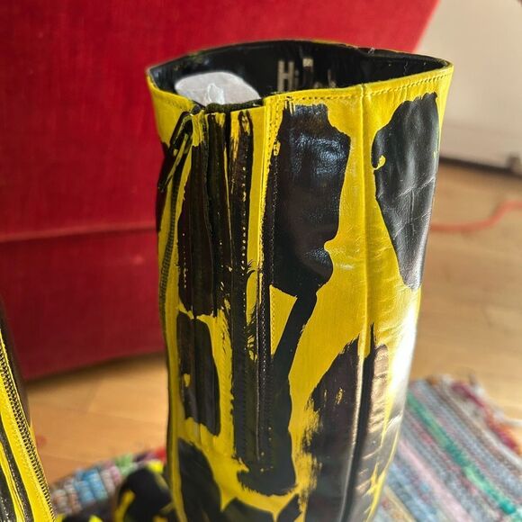Vibrant Yellow and Black Women's Heeled Boots 10 - Picture 11 of 16